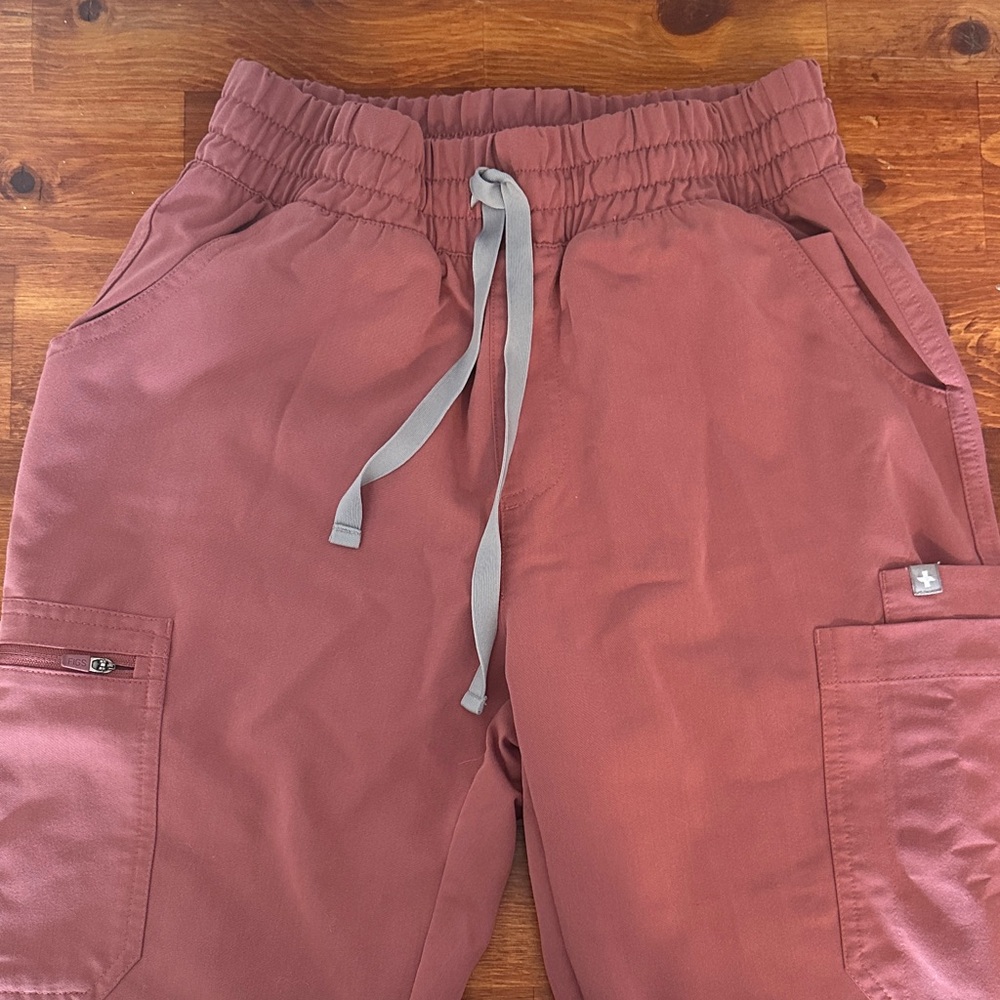 Figs Mauve Yola High Waisted Scrub Pants